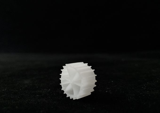 Y4 HDPE Kaldnes K3 MBBR Phương tiện lọc Phương tiện Hồ cá Hồ cá 2