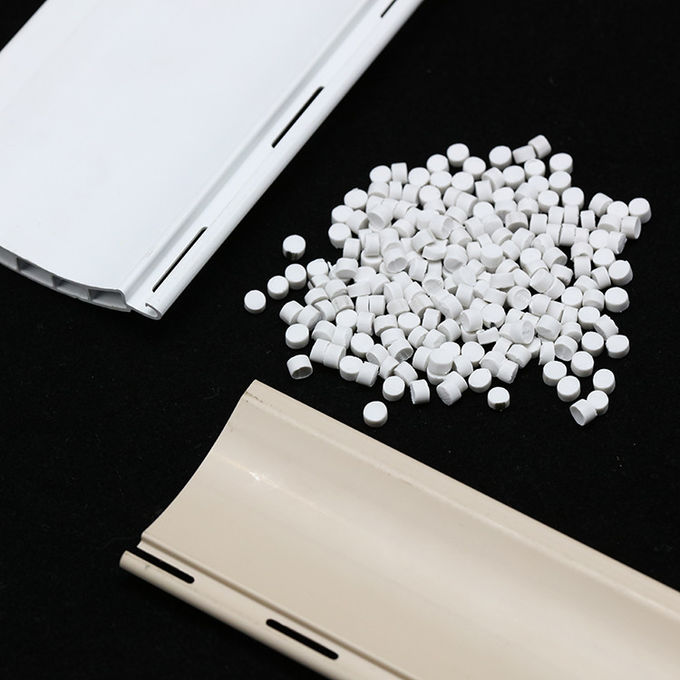 Hồ sơ đùn viên nhựa PVC cứng 1,6g / Cm3 0